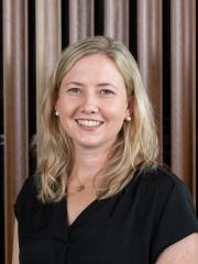 Alexandra De Young